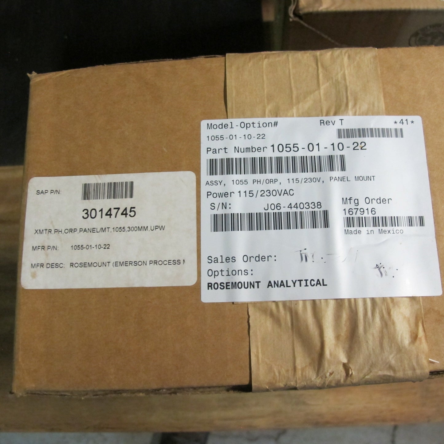 Emerson / Rosemount Analytical 1055-01-10-22 Solu Comp II Single Measurement pH, Conductivity Analyzer